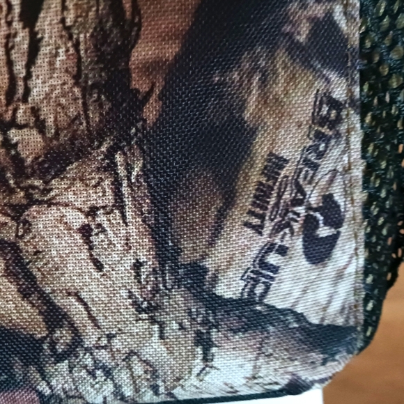 Case International Camo Insulated Cooler -Lunch Box+ Case Logo Hat - Picture 8 of 16